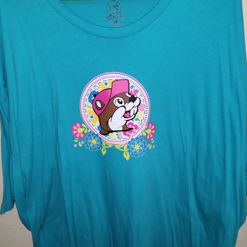 Buc-ees Tee